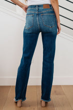 Load image into Gallery viewer, Judy Blue Morgan High Rise Distressed Straight Jeans