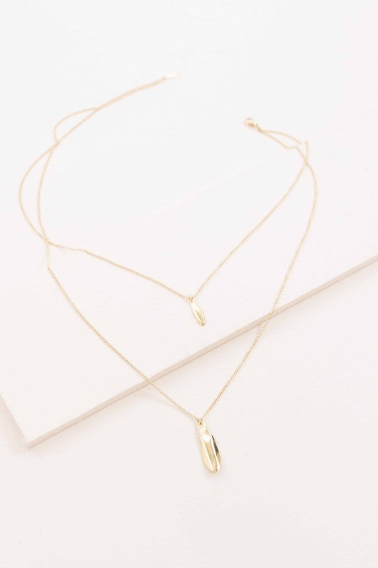 Lovoda Petal Pendant Layered Necklace