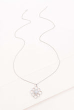 Load image into Gallery viewer, Lovoda Floral Outline Pendant Necklace