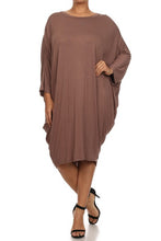 Load image into Gallery viewer, Moa Collection Solid 3/4 sleeve short midi dress