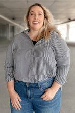Load image into Gallery viewer, Andree By Unit Mixed Houndstooth Button Up Top