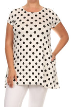 Load image into Gallery viewer, Moa Collection Plus size Polka dot tunic top in a loose fit