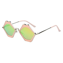 Load image into Gallery viewer, Women Fashion Lips Shape Sunglasses