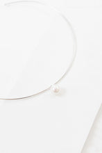 Load image into Gallery viewer, Lovoda Pearl of the Sea Choker Necklace