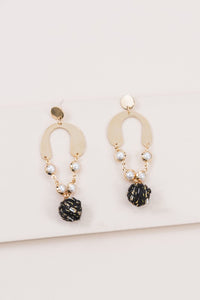 Lovoda Won Over Twill Earrings