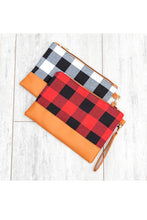 Load image into Gallery viewer, Aili&#39;s Corner Buffalo Plaid Clutch