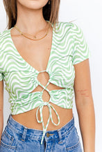 Load image into Gallery viewer, LE LIS SHORT SLEEVE FRONT CRISS CROSS PRINT KNIT TOP