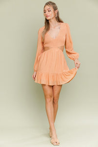 LE LIS V-NECK SMOCKING BODICE DRESS