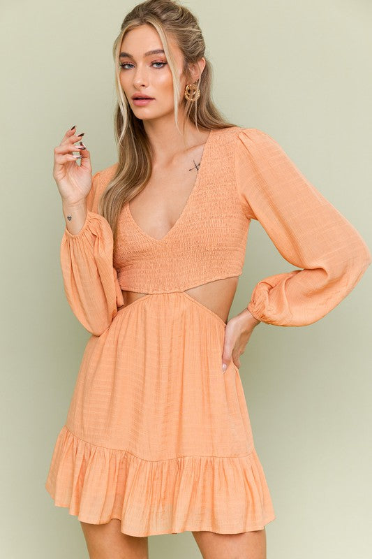 LE LIS V-NECK SMOCKING BODICE DRESS