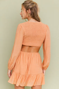 LE LIS V-NECK SMOCKING BODICE DRESS