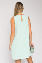 Load image into Gallery viewer, Gilli SLEEVELESS V-NECK DRESS