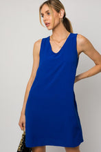 Load image into Gallery viewer, Gilli SLEEVELESS V-NECK DRESS