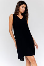 Load image into Gallery viewer, Gilli SLEEVELESS V-NECK DRESS