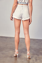 Load image into Gallery viewer, Mustard Seed DESTROYED DETAIL DENIM SHORTS