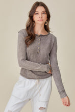 Load image into Gallery viewer, Mustard Seed Mustard Seed BUTTON UP FRONT RAW EDGE DETAIL TOP