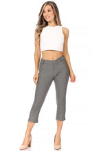 Load image into Gallery viewer, Moa Collection Stretchy, pull up, capri jeggings