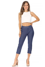 Load image into Gallery viewer, Moa Collection Stretchy, pull up, capri jeggings