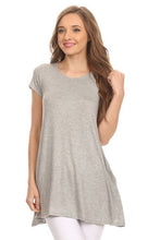 Load image into Gallery viewer, Moa Collection Knit tunic top in a relaxed fit with a round nec