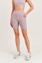 Load image into Gallery viewer, Mono B Bronze - TACTEL-Lycra High-Impact Biker Shorts