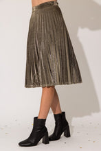 Load image into Gallery viewer, Gilli  Fabric Pleated Midi Skirt