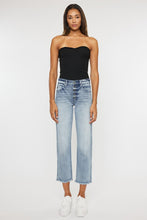 Load image into Gallery viewer, Kan Can USA HIGH RISE STRAIGHT FIT JEANS-KC20011L