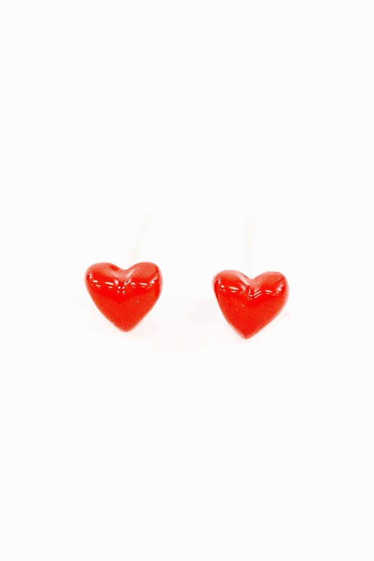 Lovoda Mini Heart Stud Earrings