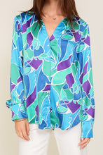Load image into Gallery viewer, TIMING Retro Print Satin Blouse