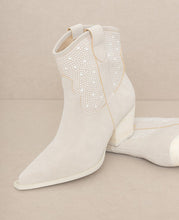 Load image into Gallery viewer, KKE Originals OASIS SOCIETY Cannes - Pearl Studded Western Boots