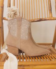 Load image into Gallery viewer, KKE Originals OASIS SOCIETY Cannes - Pearl Studded Western Boots