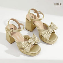 Load image into Gallery viewer, Platform Chunky Block High Bow Heels, SIZE 7, 11C-176S002