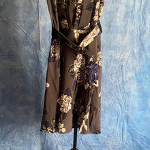 Load image into Gallery viewer, City Chic Black Dress with Blue and white  Floral Design sz XS, CLT-128D001
