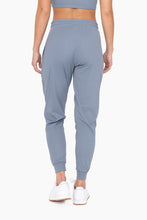 Load image into Gallery viewer, Mono B Solid Pleated Front Joggers