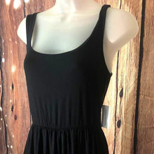 Load image into Gallery viewer, Elegant Black Sleeveless Maxi Dress, XS, 3C-142D005