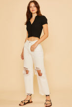 Load image into Gallery viewer, Annie Wear Distressed Raw Hem Jeans