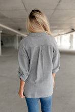 Load image into Gallery viewer, Andree By Unit Mixed Houndstooth Button Up Top