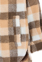 Load image into Gallery viewer, Lilou Plaid sherpa jacket with pockets