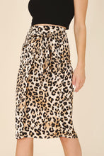 Load image into Gallery viewer, Lilou Satin leopard tie skirt