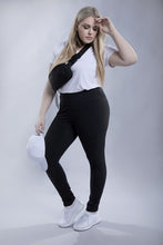 Load image into Gallery viewer, Ambiance Apparel Plus Everyday Leggings with Pockets