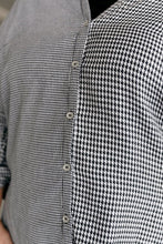 Load image into Gallery viewer, Andree By Unit Mixed Houndstooth Button Up Top