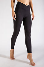 Load image into Gallery viewer, Rae Mode V Waist Full Length Leggings