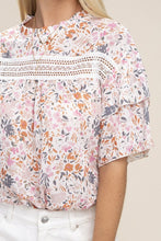 Load image into Gallery viewer, Nuvi Apparel Floral chiffon flouse with lace trim