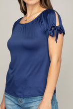 Load image into Gallery viewer, Nuvi Apparel Tie trim blouse