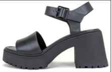 Load image into Gallery viewer, Fortune Dynamic BOOMER-S Platform Heel Sandals