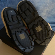 Load image into Gallery viewer, Men’s Bass Outdoor Black and Cream Clogs, sz 8m, SL3-1315S006