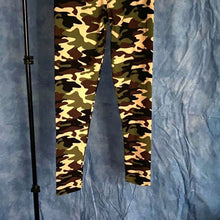Load image into Gallery viewer, New Mix Camo Soft Leggings, Size 2-12, 15J-L023