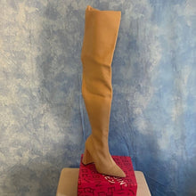 Load image into Gallery viewer, Thigh High Block Heel Boots sz 9, SL4-1315s005