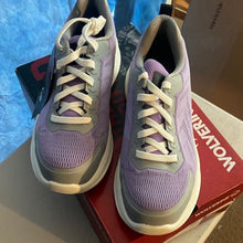Load image into Gallery viewer, Wolverine Women's Lavender and Gray Sneakers sz 8w, SL2-138s019