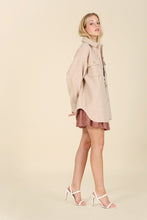 Load image into Gallery viewer, Lilou Light beige shacket with pockets