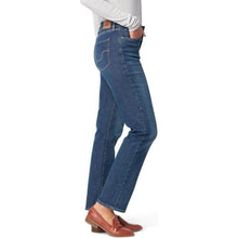 Load image into Gallery viewer, LEVI Strauss Signature Straight Mid-Rise Stretch Denim,  SIZE 16M, 7E-142B002