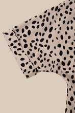 Load image into Gallery viewer, Nuvi Apparel Leopard V neck blouse